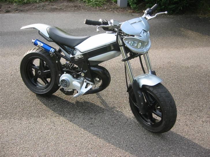 Suzuki Street Magic  ( SOLGT ) billede 12