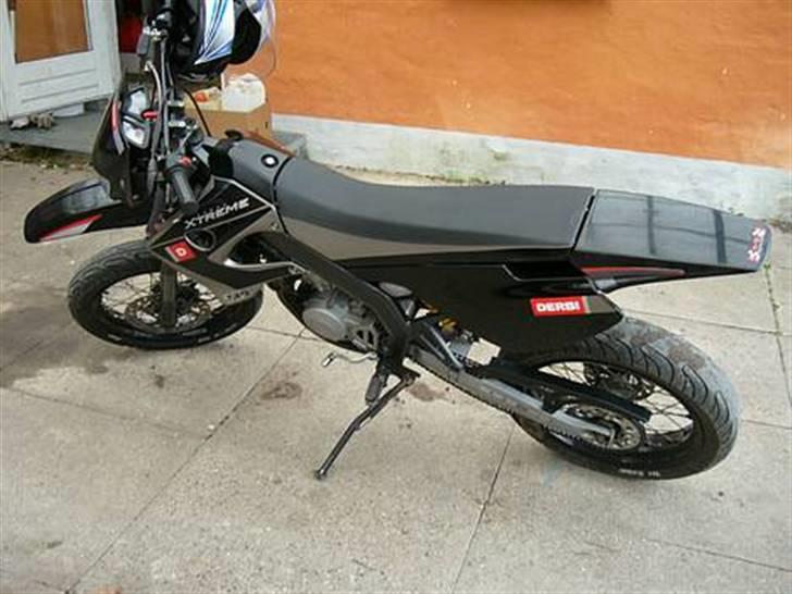 Derbi Senda SM X-Treme *solgt* - billede lånt af gamle ejer ( Klui ! ) billede 1