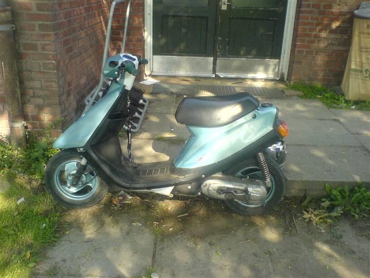 Yamaha Jog - Sådan så den ud da jeg købte den billede 1