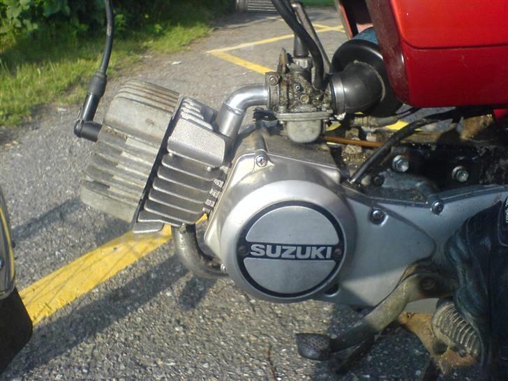 Suzuki Samurai DM50 SOLGT - Motoren . :)  billede 3