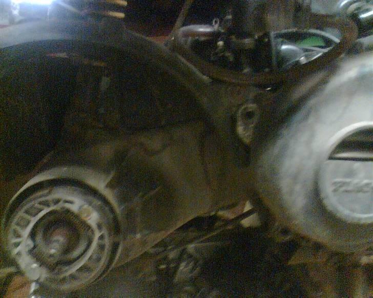 Piaggio Zip - Solgt - - Sys lige jeg sku ha et billede da jeg fik taget fælgen af billede 12