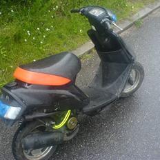 Yamaha Jog ArtiticSpecial"Solgt"