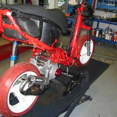 Aprilia Sr50 "Bane"tilsalg i dele