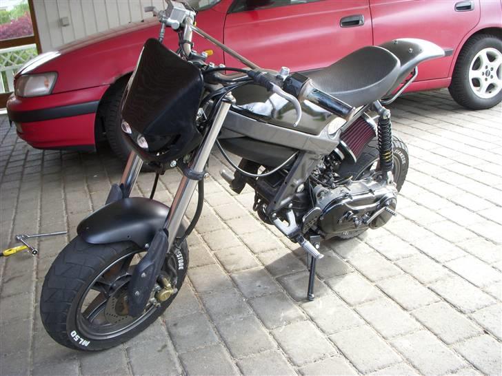 Suzuki  Street Magic Solgt - man kan lige ane min studs. billede 9