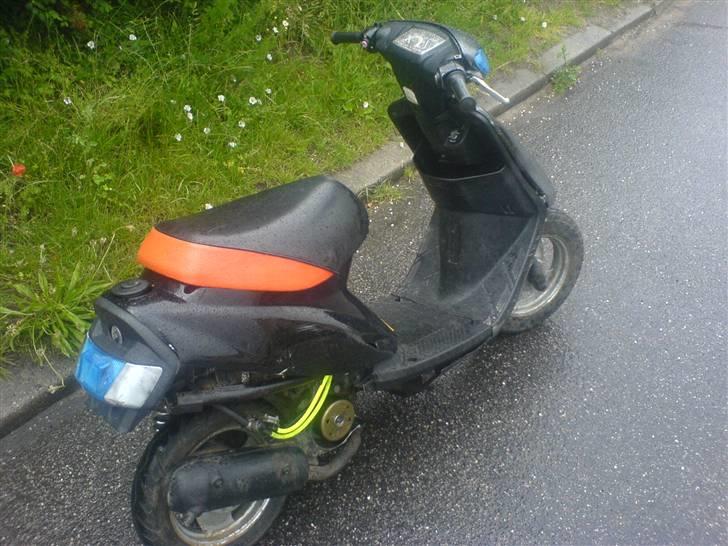 Yamaha Jog ArtiticSpecial"Solgt" billede 2