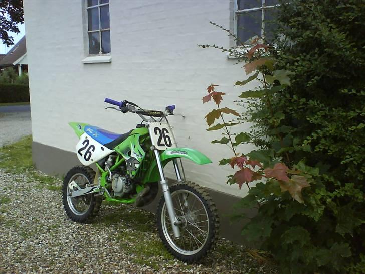 Kawasaki Kx 80 Høj  {solgt} - forfra billede 4