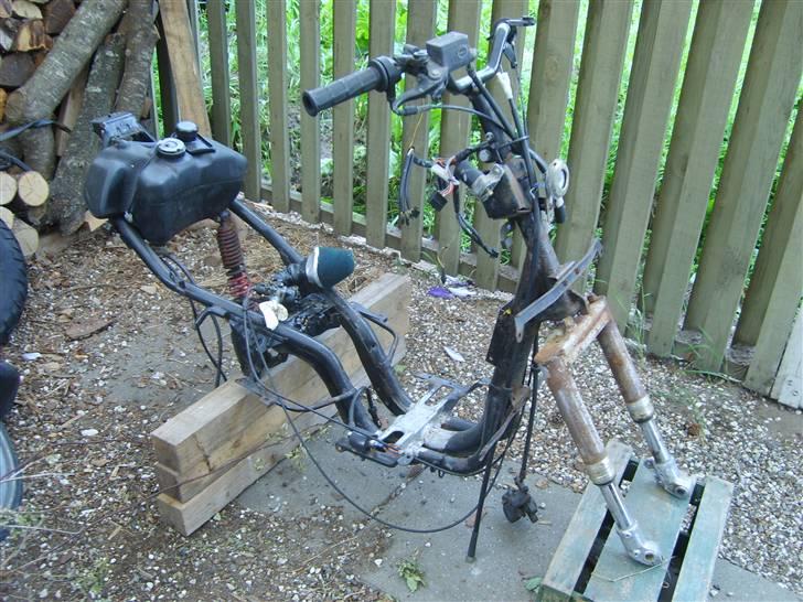 Aprilia Rally AC "Projekt" - Jaah .. bliver pænere :P billede 17