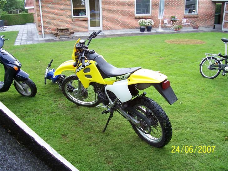 Suzuki Rmx  billede 3