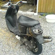 Yamaha jog space-Solgt for 2000