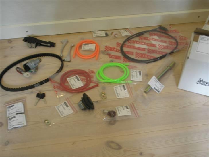 Yamaha Jog Projekt * Solgt * - Lidt forskellige nye dele .. billede 14