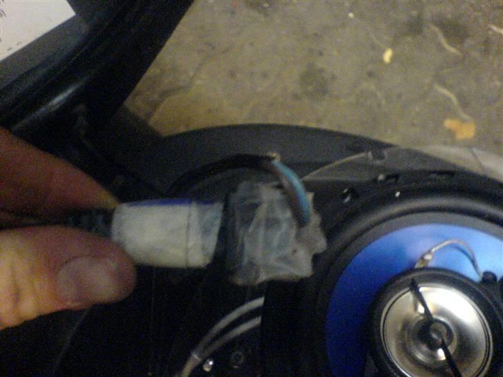 Aprilia sonic (byttet) - et lille stik så man kan tage anlæget fra så det ikke bruger strøm. billede 8