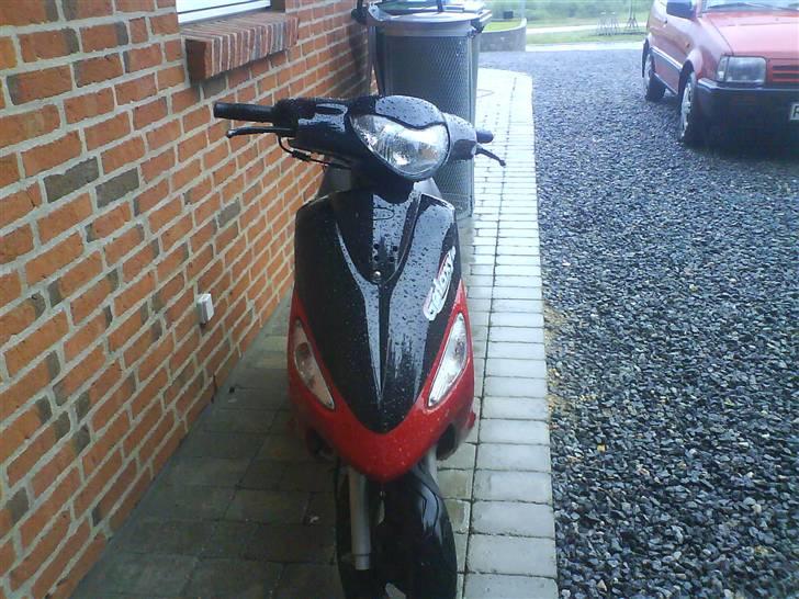 PGO Galaxy billede 2