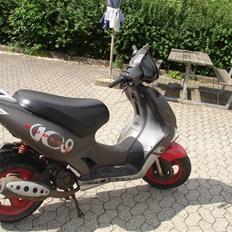 Kymco Super 9 Solgt