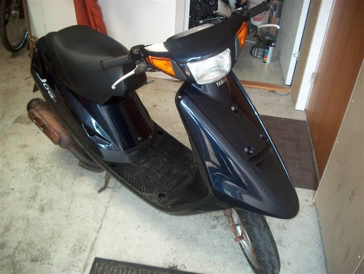 Yamaha Jog Fs*Byttet* - Har nogen få Ridser lige på siden .. - men ikke noget man lægger mærke til billede 1