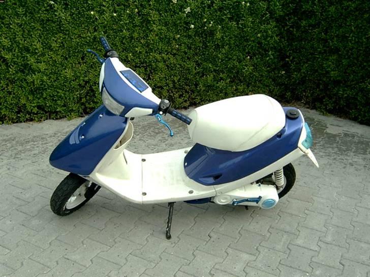 Yamaha jog Solgt billede 4