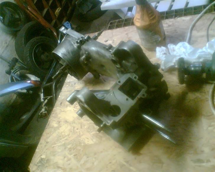 Yamaha Jog - Solgt - - Blokken efter den fik ny krumtap billede 20