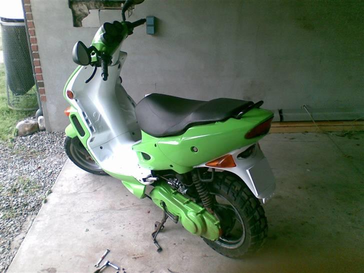 Peugeot Speedfight... (SOLGT) billede 2