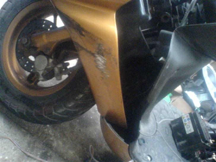 Aprilia Sonic ac smadret/ solgt billede 15