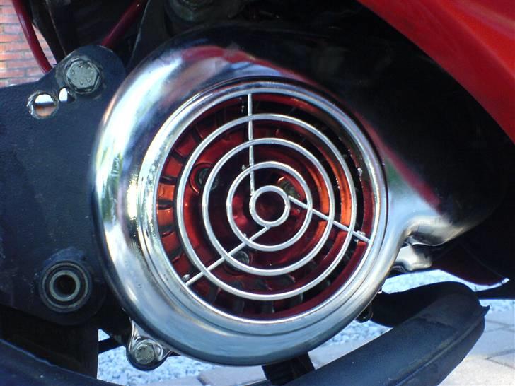 Yamaha Neos .. SOLGT!!! - mit nye blæserskjold billede 2