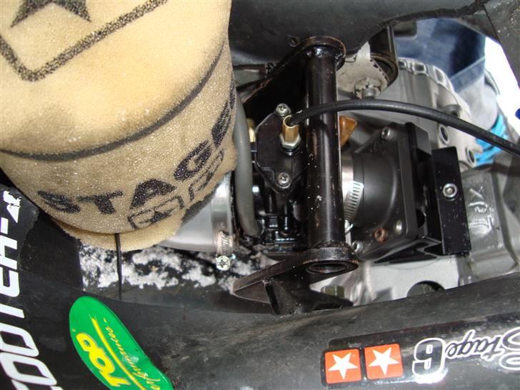 Aprilia Sonrox |XPT|™ VÆK - Karbuen billede 6