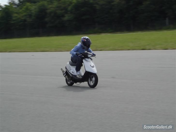 Yamaha Jog FS  [ Sæby's ] SOLGT  - Mig til hjørring træffet (:  billede 15