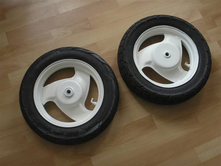 Yamaha Jog Projekt * Solgt * - De 2 nymalede fælge. billede 17