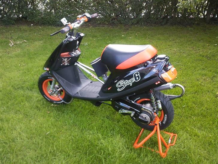 Yamaha jog LC (STJÅLET) billede 2