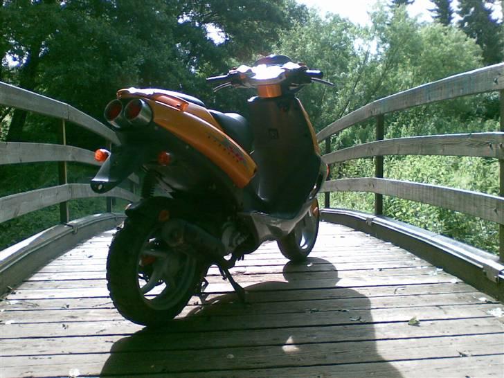 Aprilia SR 50 STEALTH LC (solgt) billede 4