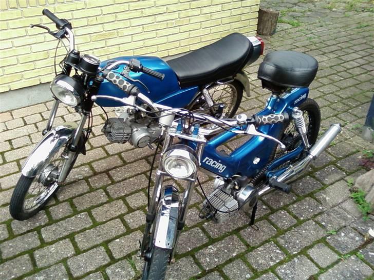 Puch Maxi  KL solgt - Med storesøster ved sin side . billede 9
