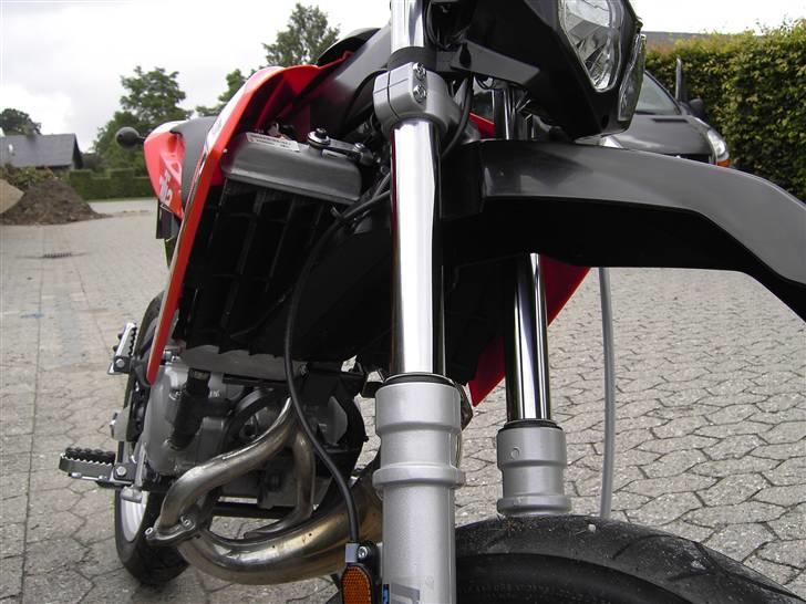 Aprilia SX50 Solgt :'( - vandkøleren og std udstødning billede 6