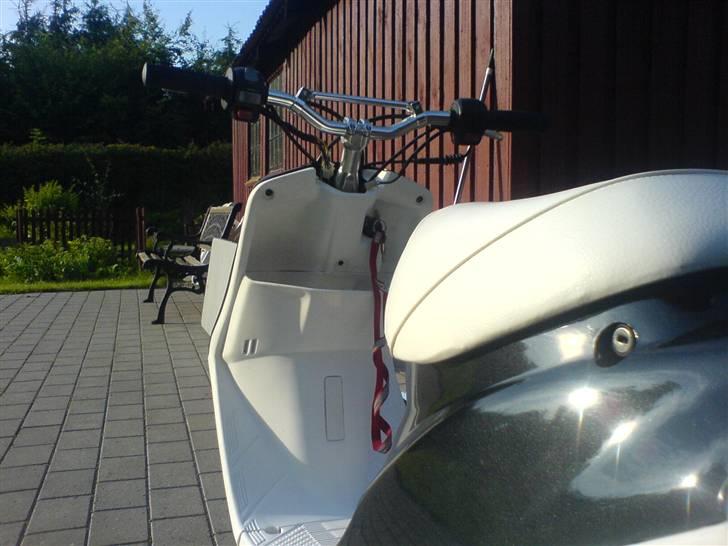 Yamaha jog ! 80%færdig billede 3