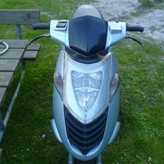 Aprilia Sonic|konfiskeret