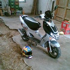 Kymco Super 9