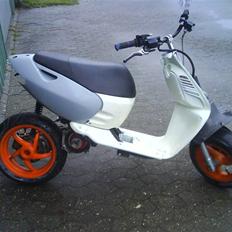 Aprilia Sonic / Aerox TS