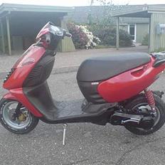 Aprilia sonic gp projekt