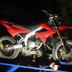 Derbi senda (SOLGT)