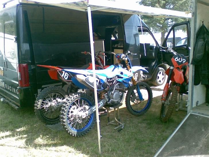 KTM SXS 125 - på trænings weekend..  min bil, min kværn til for inden benjamins den blå, og nick´s yderst billede 11