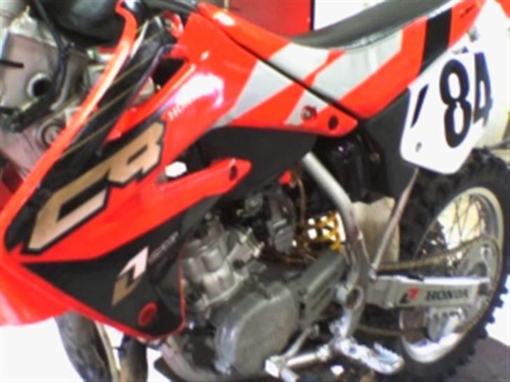 Honda CR85 BYTTET. billede 4