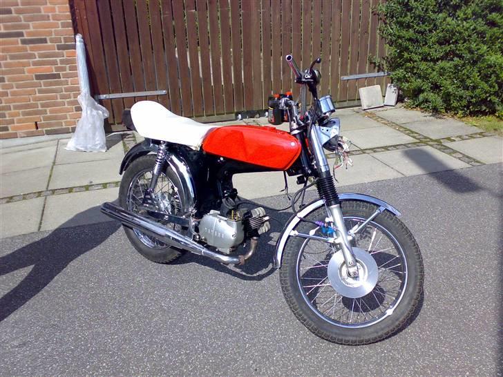 Yamaha Fs1 Dx (projekt) Færdig - Den nye farve :) bare ikke den jeg  ville have :( billede 7