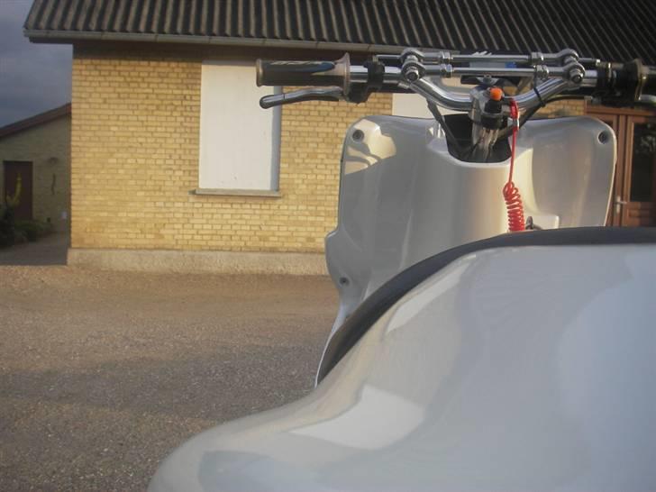 Yamaha Aerox 19,69hk LC DD SOLGT - Et godt billede, af den udspartlede Røv.. :D billede 3