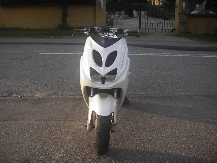 Yamaha Aerox 19,69hk LC DD SOLGT - Fronten..  billede 4