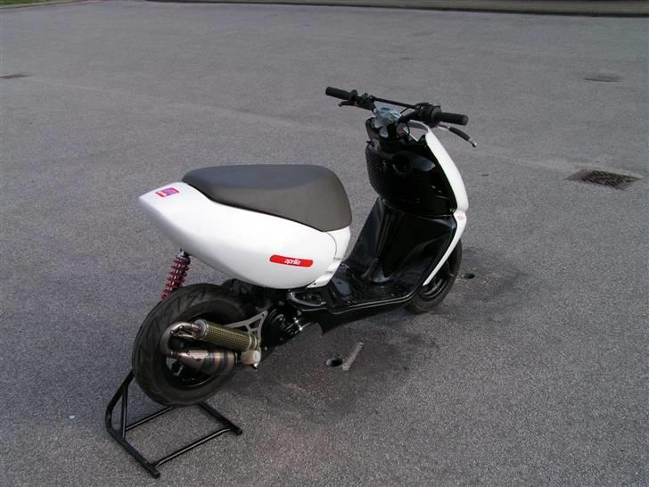 Aprilia Sonic LC 21.84 hk SOLGT billede 2