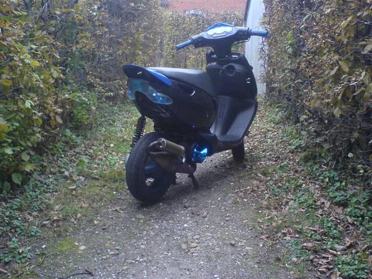 Aprilia sonic gp " SOLGT " :'( - på tur i efterårs vejret xD billede 2