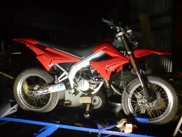 Derbi senda (SOLGT) billede 1