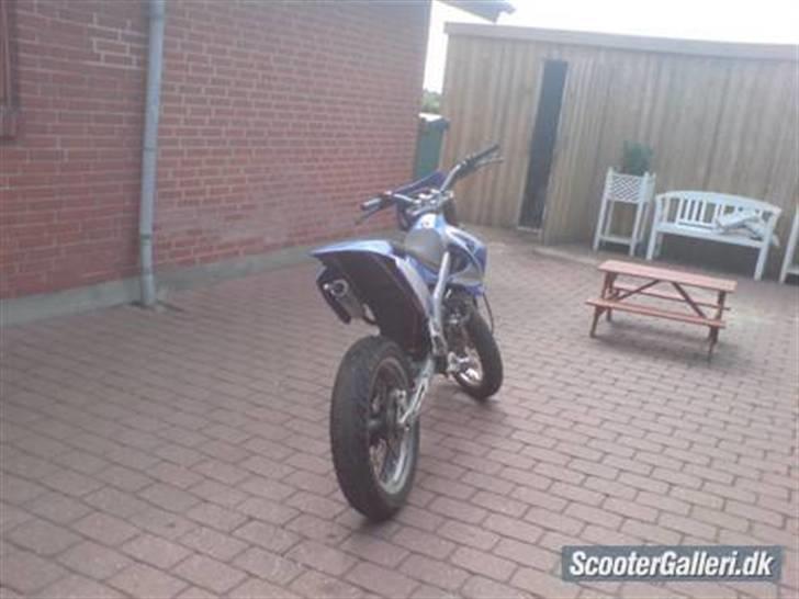 Derbi senda (SOLGT) billede 2