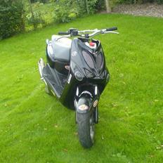 Yamaha Neos Lc  Black  SOLGT