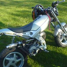 Suzuki Street Magic (Solgt)