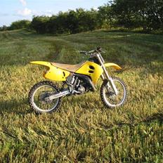 Suzuki RM125 - Byttet til Madass