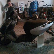 Aprilia Sonic[SOLGT]