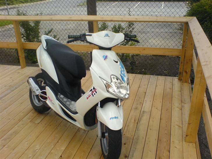 Yamaha jog r taget/ solgt billede 2